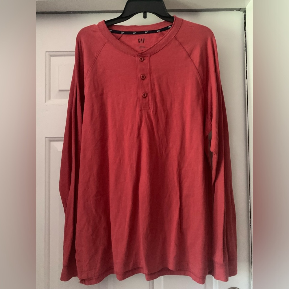 Gap men’s long sleeve size XL 100% cotton